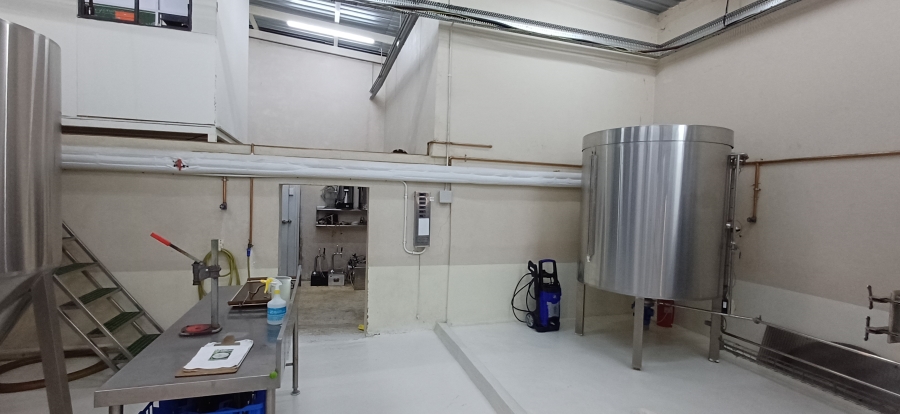 7 Bedroom Property for Sale in Harpington A H North West